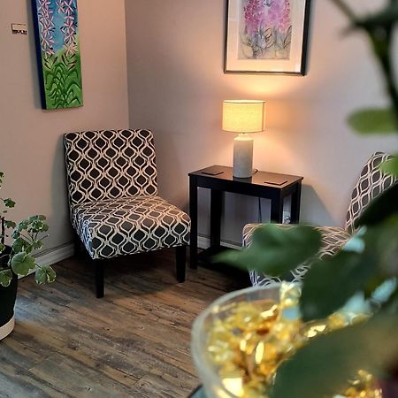 Fireweed Motel Смитерс Экстерьер фото