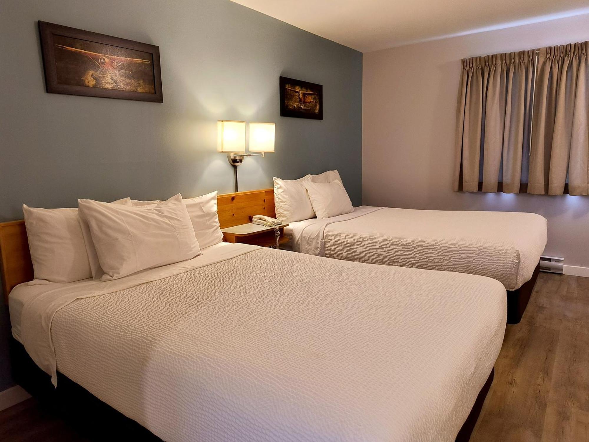 Fireweed Motel Смитерс Экстерьер фото