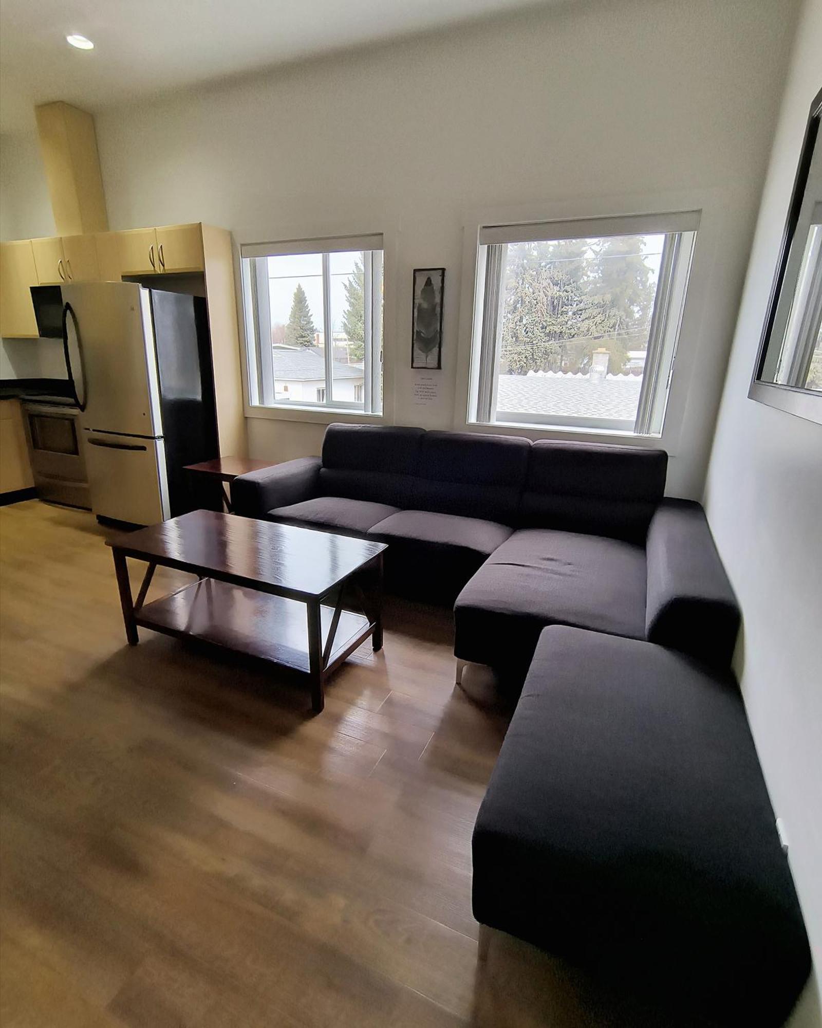 Fireweed Motel Смитерс Экстерьер фото
